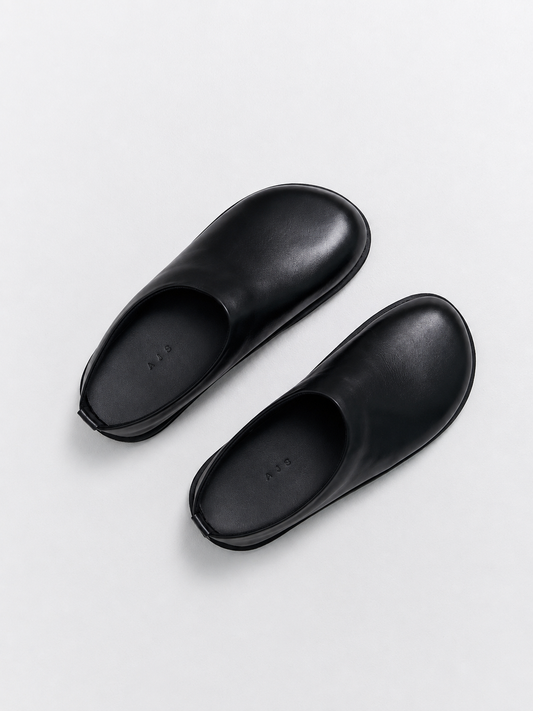 LEATHER MULE BLACK